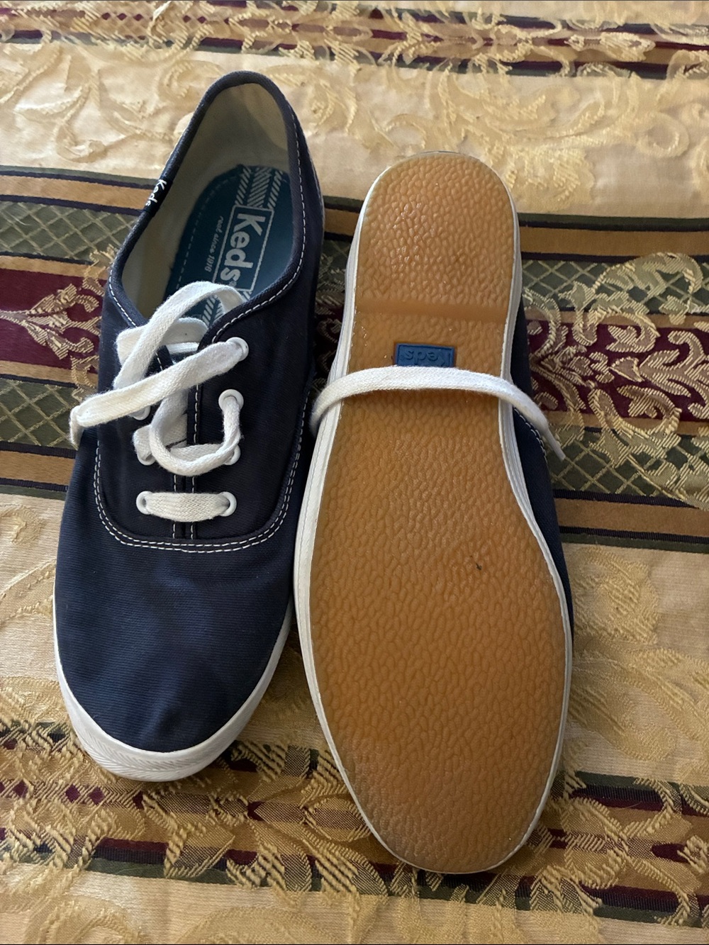 Keds womens Navy Canvas Low-Top Sneakers